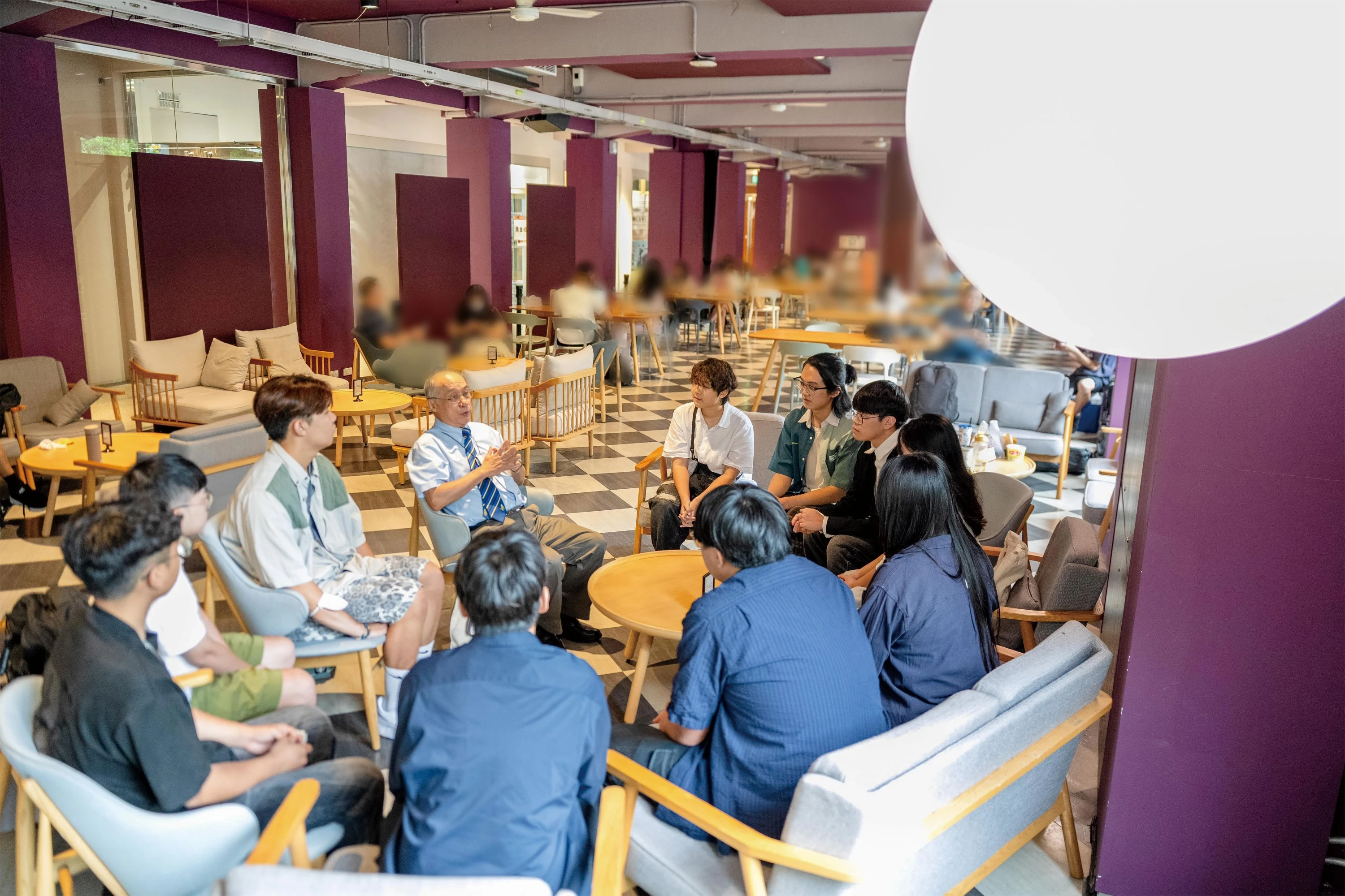 國科會大專學生研究計畫 全國第六 大魚帶小魚 逢甲老師陪伴學生把研究變成最有價值的打工